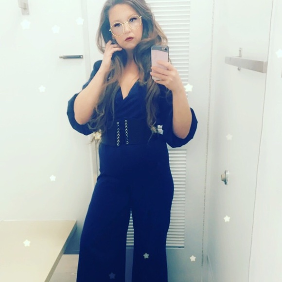 BGNGMaxazria Satin jumpsuit/romper - Picture 2 of 3